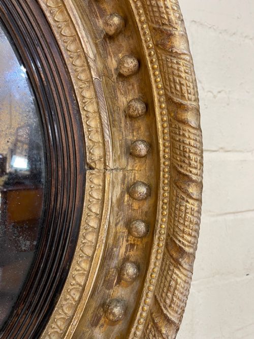 EARLY NINETEENTH CENTURY GILTWOOD CONVEX MIRROR - ADDITIONAL PHOTO 5