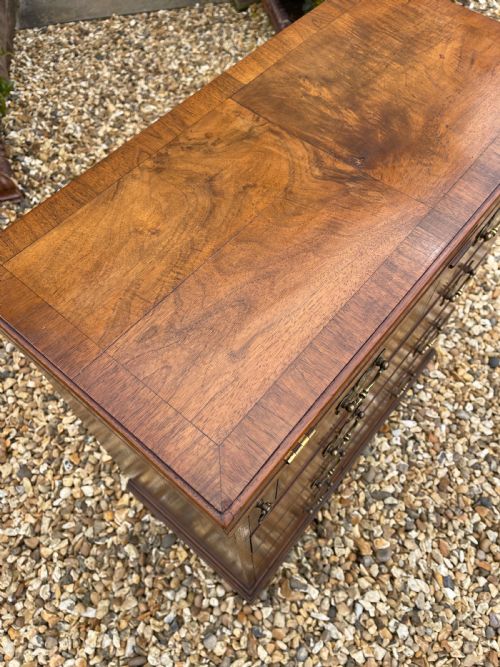 WALNUT BATCHELORS CHEST - ADDITIONAL PHOTO 1