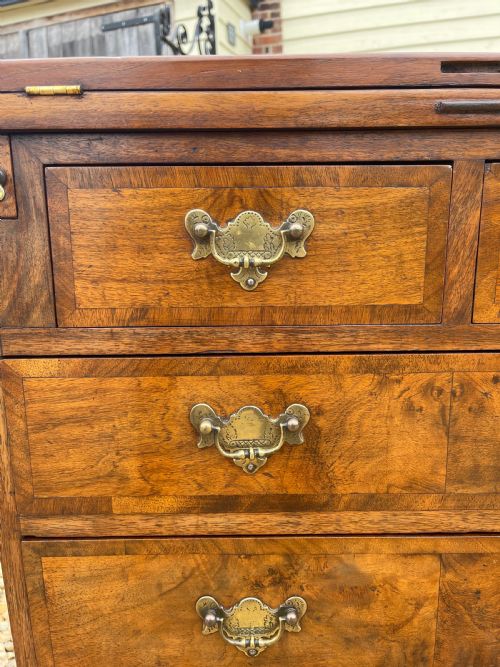 WALNUT BATCHELORS CHEST - ADDITIONAL PHOTO 2
