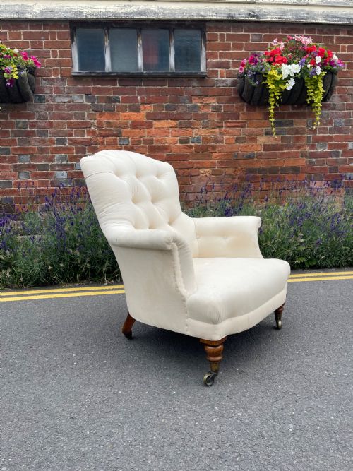 howard and sons armchair - CATEGORY: ANTIQUE CHAIRS - DATED 1870