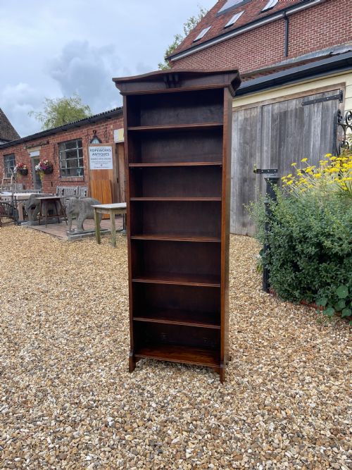 tall oak bookcase - CATEGORY: ANTIQUE BOOKCASES - DATED 1910