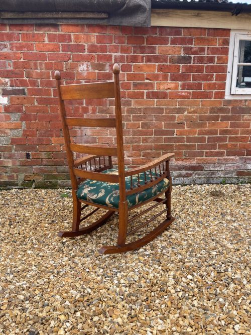 OAK ROCKING CHAIR - ADDITIONAL PHOTO 2
