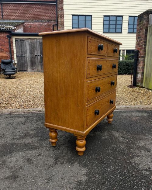 VICTORIAN PAINTED PINE CHEST - ADDITIONAL PHOTO 2