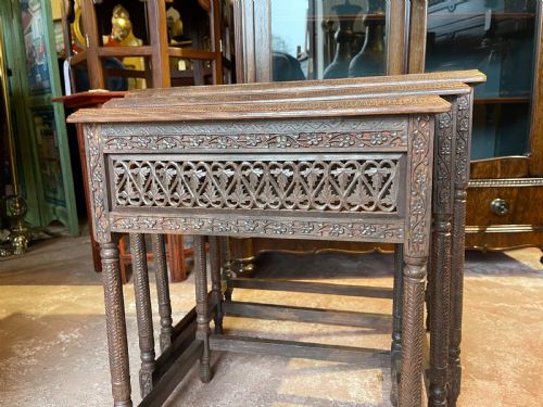 NEST OF THREE KASHMIRI TABLES - ADDITIONAL PHOTO 1