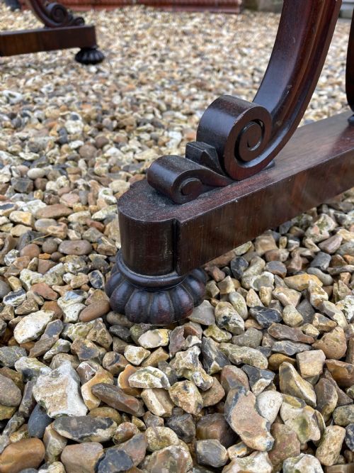 WILLIAM IV ROSEWOOD SOFA TABLE - ADDITIONAL PHOTO 4