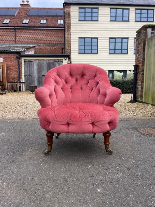 howard and sons armchair - CATEGORY: ANTIQUE CHAIRS - DATED VICTORIAN