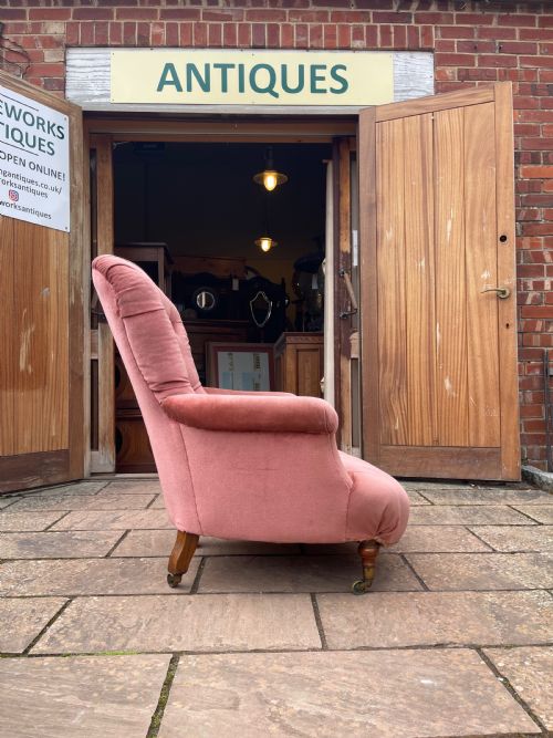 NINETEENTH CENTURY HOWARD AND SONS ARMCHAIR - ADDITIONAL PHOTO 1