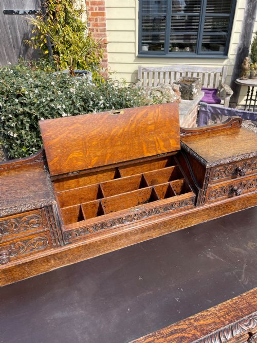 LATE VICTORIAN OAK PEDESTAL DESK - ADDITIONAL PHOTO 6