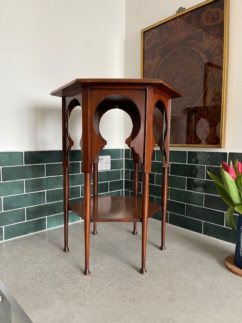 libertys type table - CATEGORY: ANTIQUE TABLES - DATED 1900
