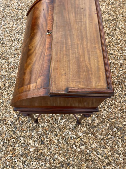 LATE VICTORIAN MAHOGANY BUREAU - ADDITIONAL PHOTO 6