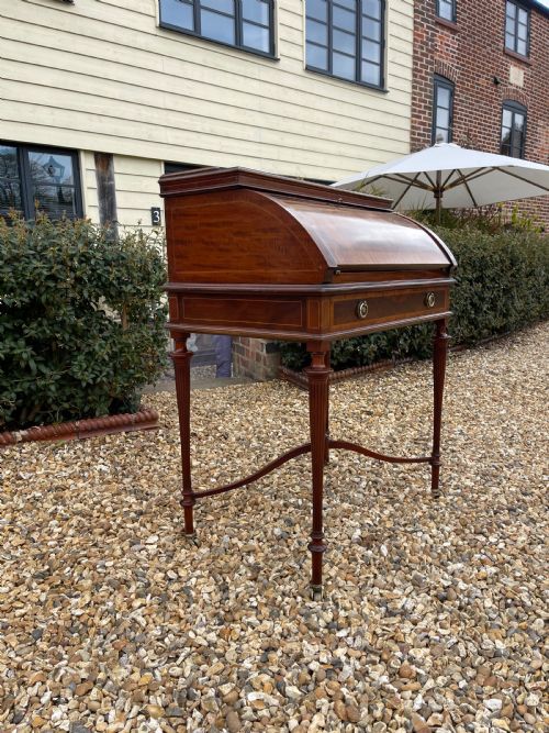 LATE VICTORIAN MAHOGANY BUREAU - ADDITIONAL PHOTO 8