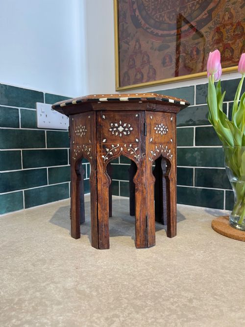 DIMINUTIVE BONE INLAID HOSHIARPUR TABLE - ADDITIONAL PHOTO 3