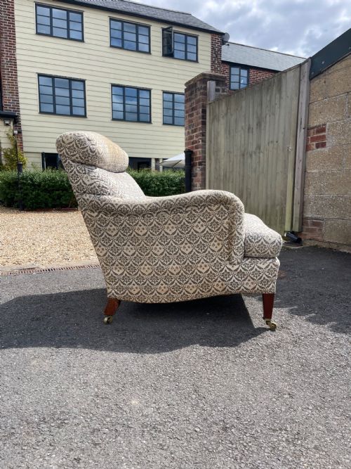 HOWARD AND SONS BRIDGEWATER ARMCHAIR - ADDITIONAL PHOTO 4