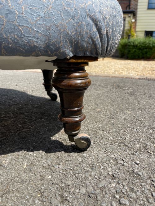 NINETEENTH CENTURY TETE A TETE SOFA - ADDITIONAL PHOTO 3