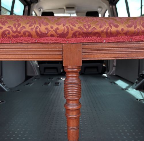AESTHETIC WALNUT BENCH - ADDITIONAL PHOTO 3