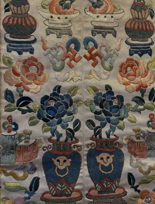 TWO CHINESE EMBROIDERED PANELS - ADDITIONAL PHOTO 2