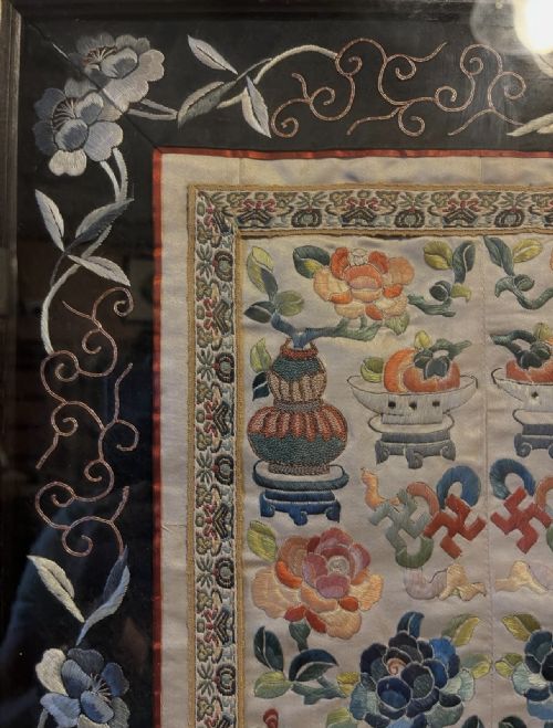 TWO CHINESE EMBROIDERED PANELS - ADDITIONAL PHOTO 3