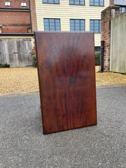 LATE NINETEENTH CENTURY MAHOGANY TABLE - ADDITIONAL PHOTO 3