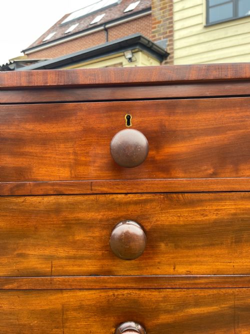 VICTORIAN MAHOGANY CHEST OF DRAWERS - ADDITIONAL PHOTO 4