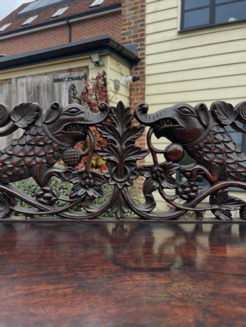 NINETEENTH CENTURY INDIAN PADAUK SIDEBOARD - ADDITIONAL PHOTO 4