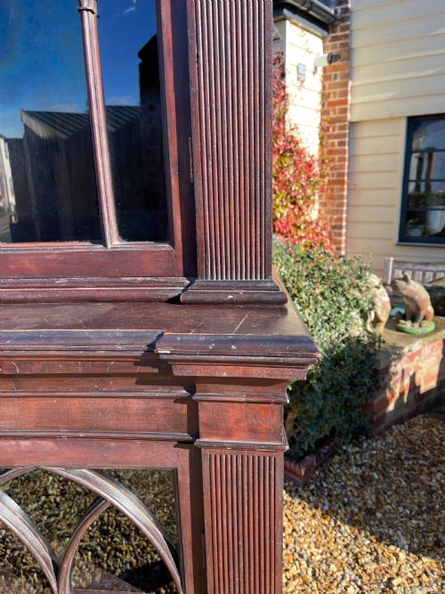 NINETEENTH CENTURY CONCAVE BOOKCASE - ADDITIONAL PHOTO 5