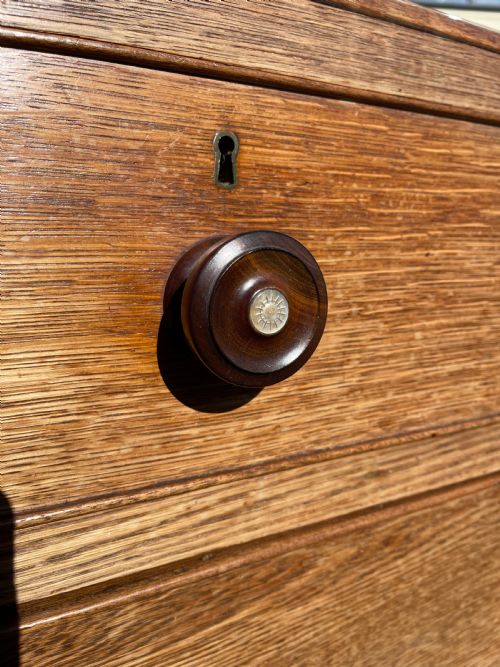 NINETEENTH CENTURY WELSH OAK CUPBOARD - ADDITIONAL PHOTO 7