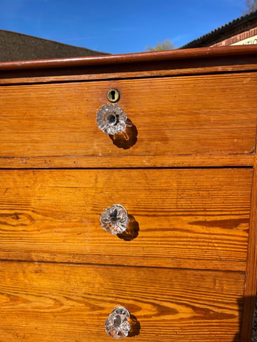 VICTORIAN PITCH PINE CHEST - ADDITIONAL PHOTO 2