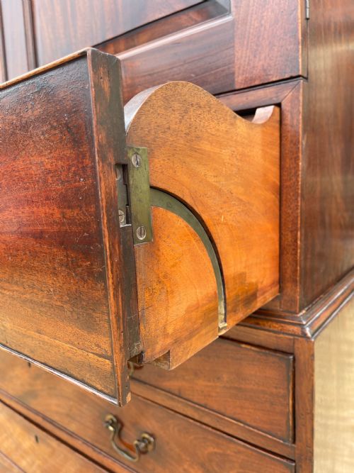 GEORGIAN MAHOGANY SECRETAIRE PRESS CUPBOARD - ADDITIONAL PHOTO 8