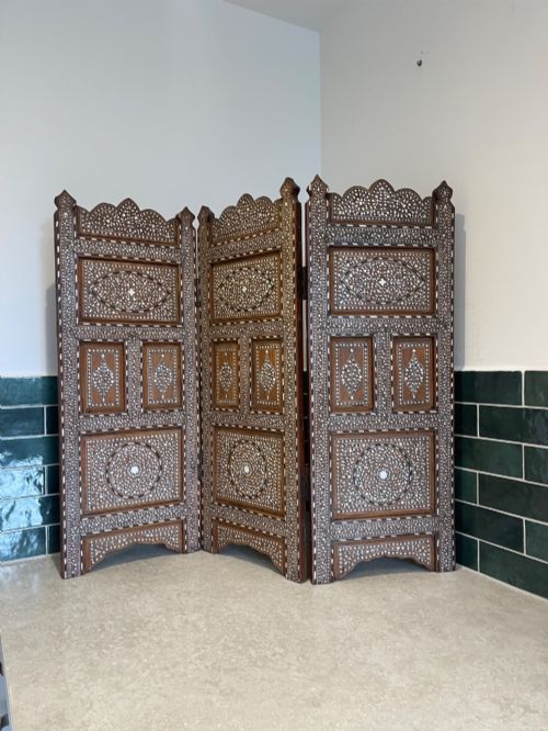HOSHIARPUR TABLE SCREEN