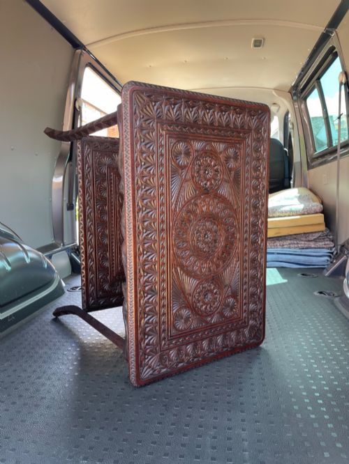 SCOTTISH CHIP CARVED TABLE - ADDITIONAL PHOTO 2