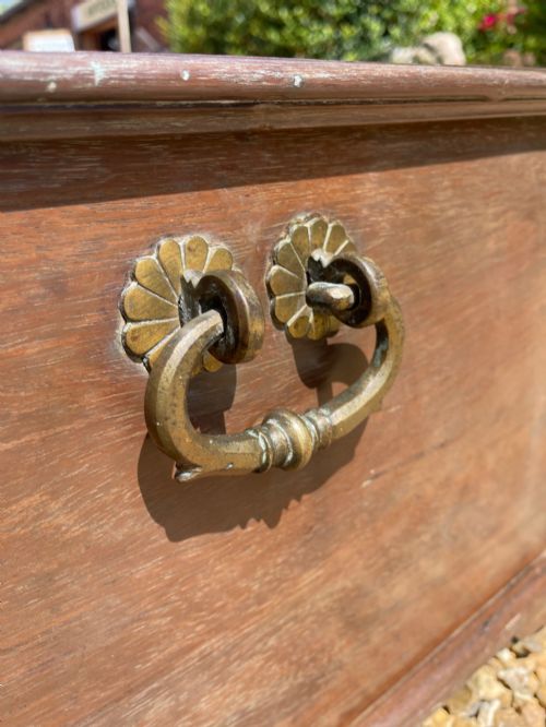 LATE EIGHTEENTH CENTURY TEAK TRUNK - ADDITIONAL PHOTO 2