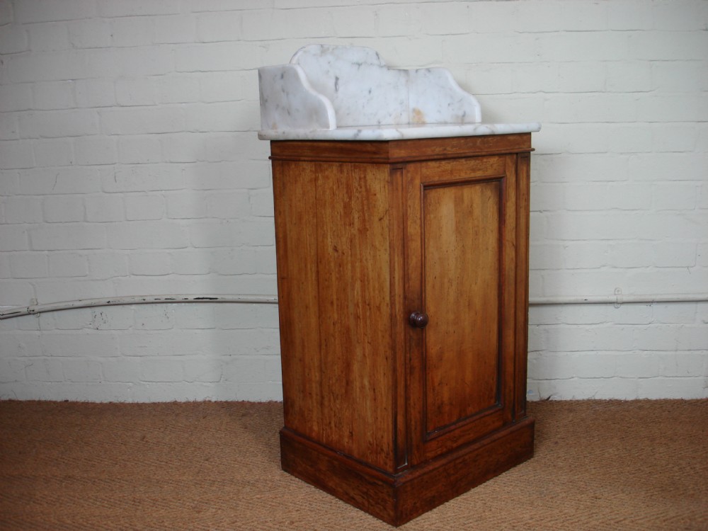 Victorian mahogany bedside cupboard