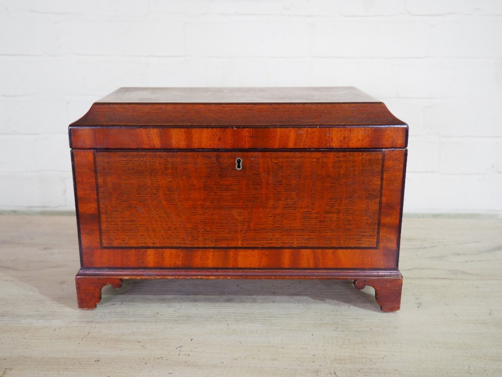 Small georgian oak box