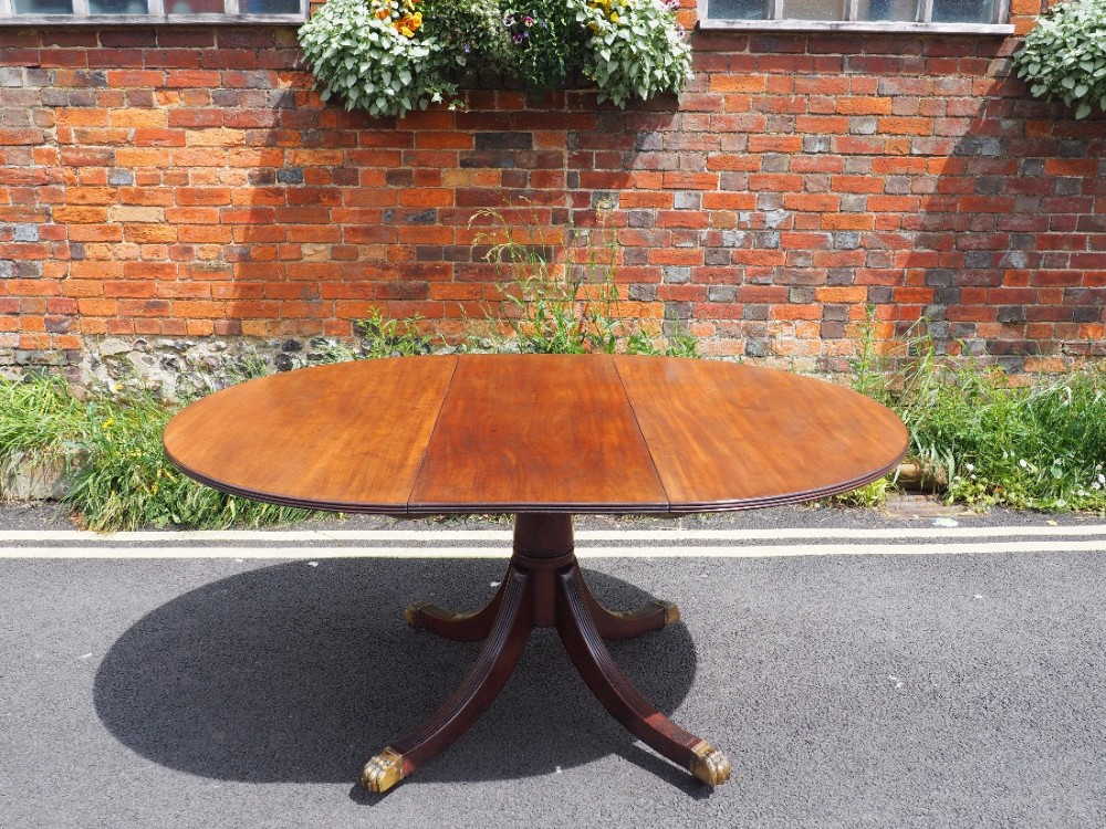 Mahogany pedestal dining table