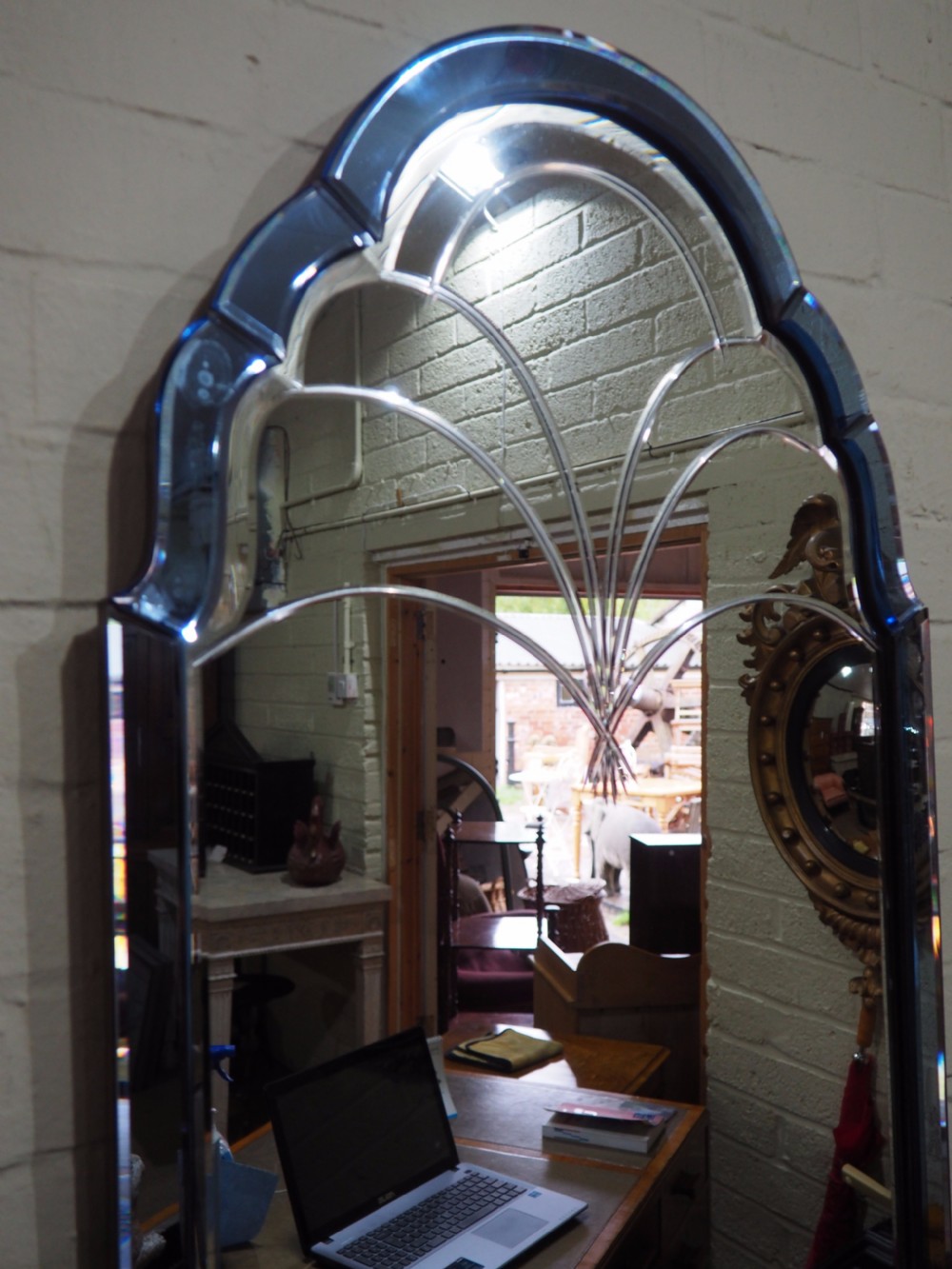 Art deco mirror View IV