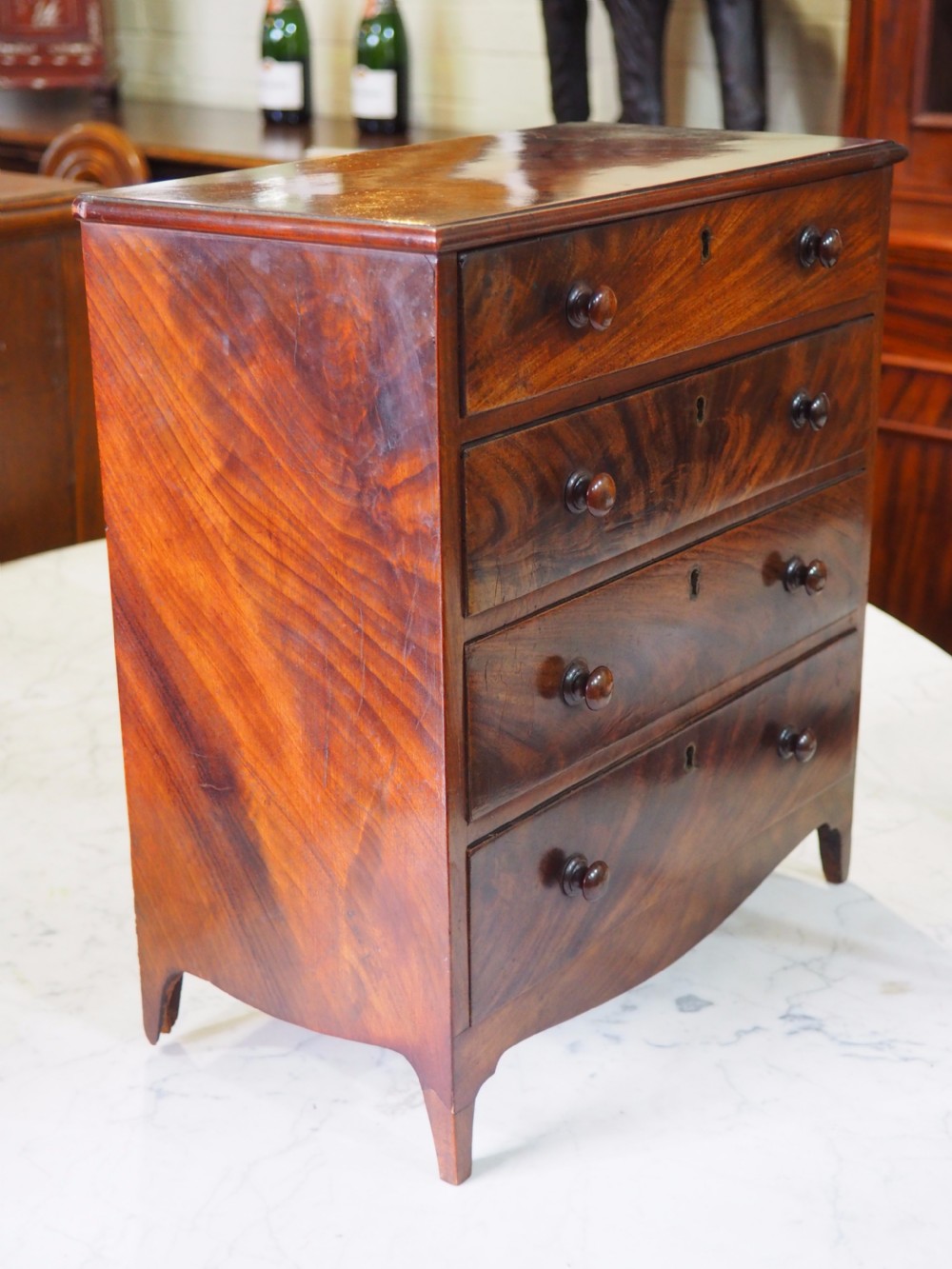 Apprentice chest View III