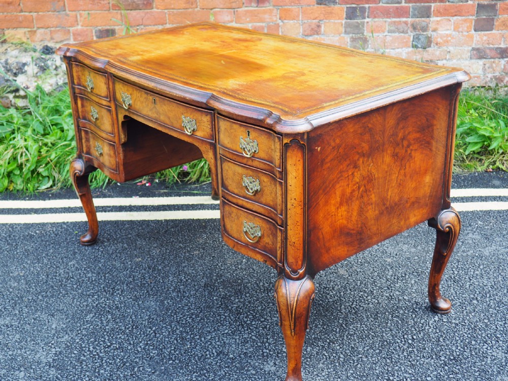 Walnut kneehole desk View VI