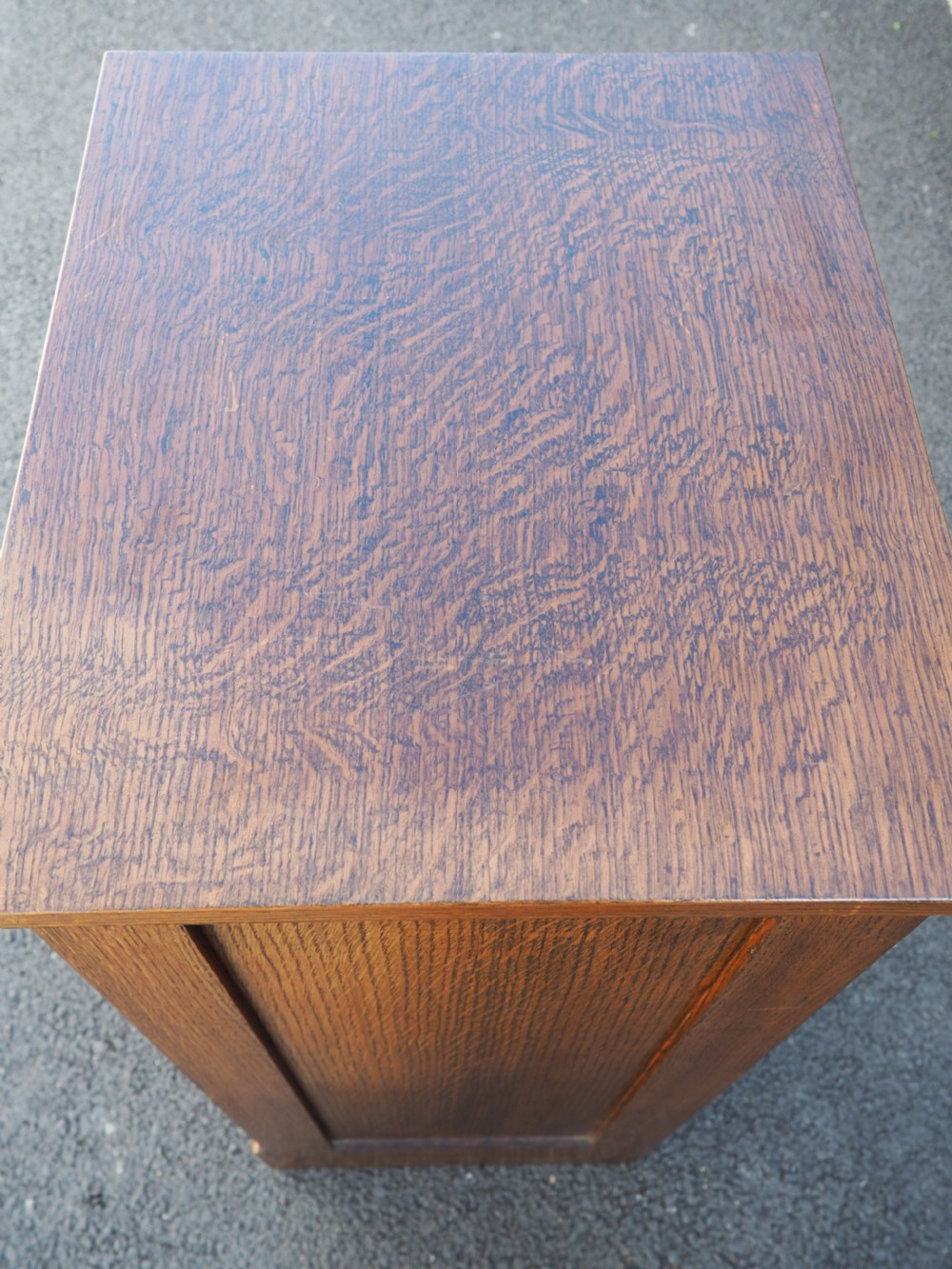 Oak filing cabinet View VIII