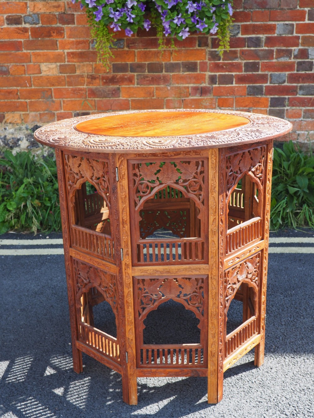 Indian table