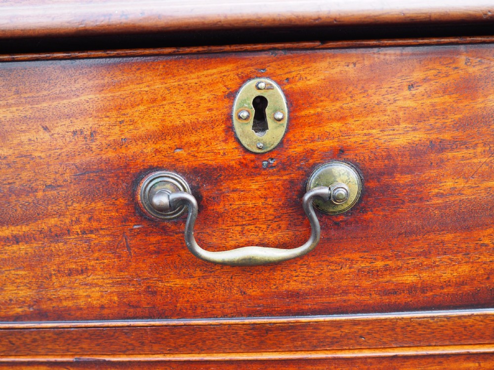 Georgian mahogany chest View V