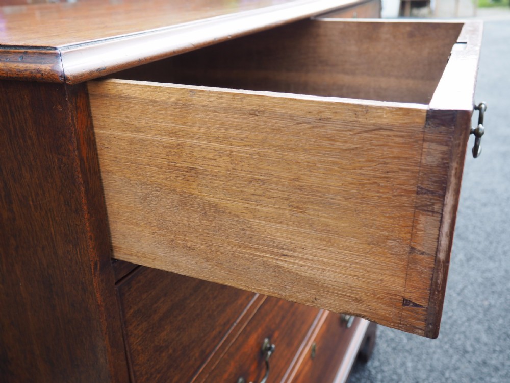 Georgian mahogany chest View VIII