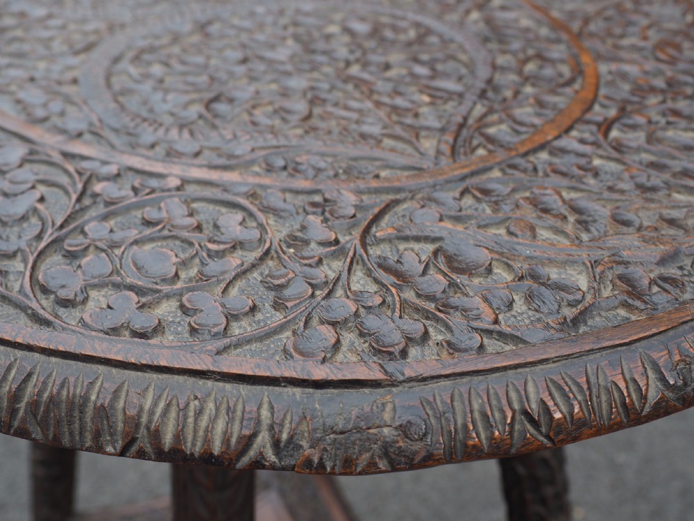 Indian rosewood table View IV