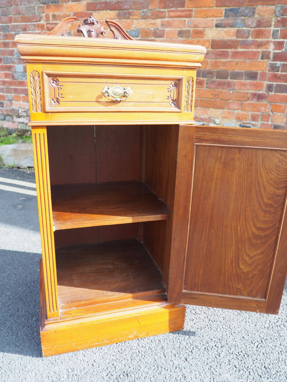 Walnut bedside cupboard View VIII