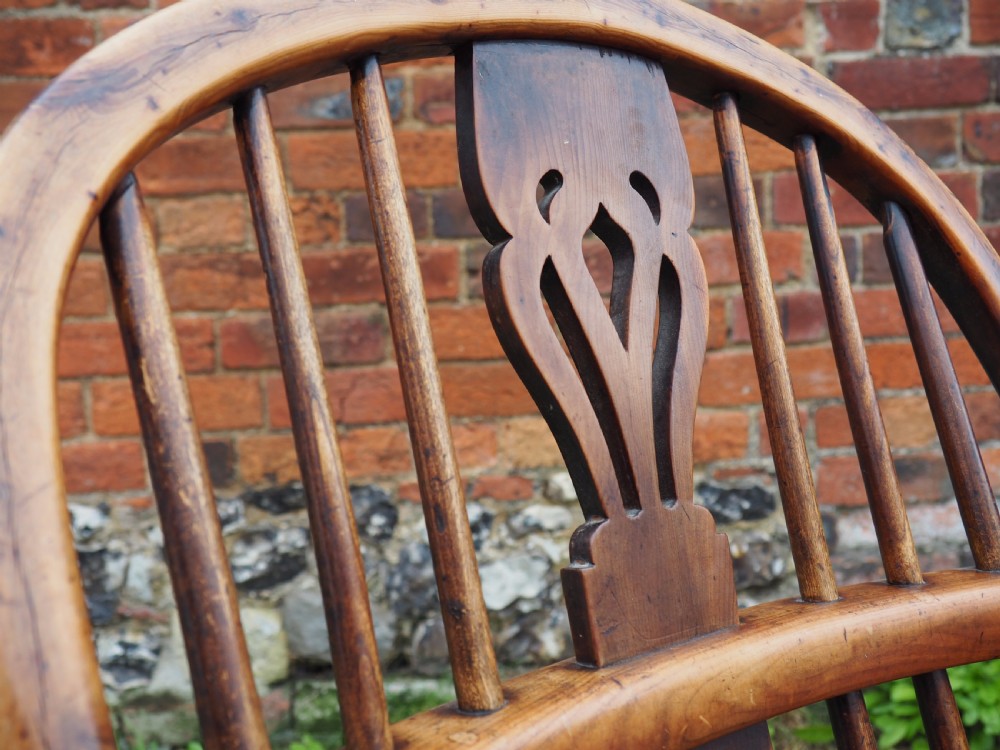 Pair of windsor armchairs View II