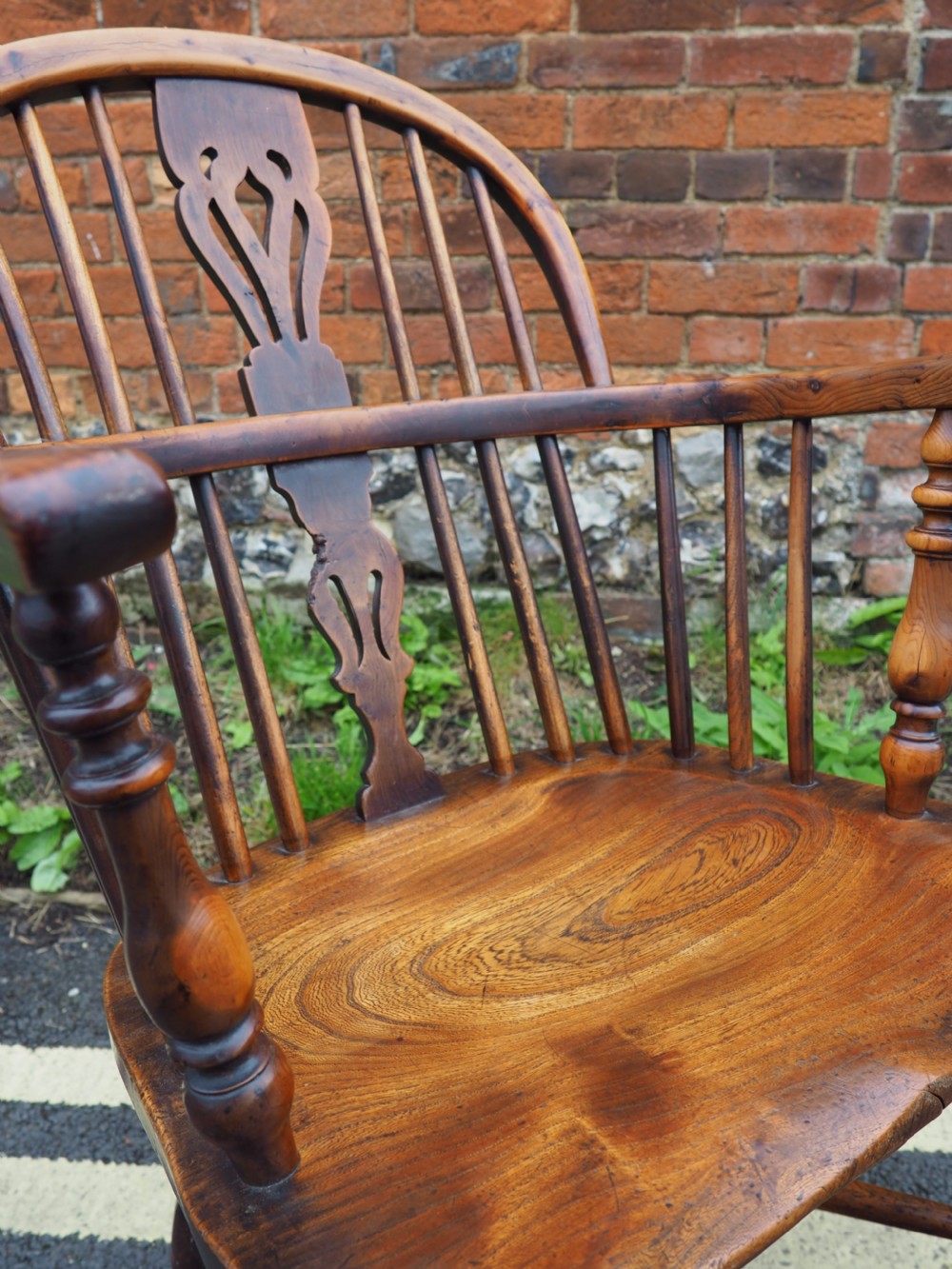 Pair of windsor armchairs View VIII