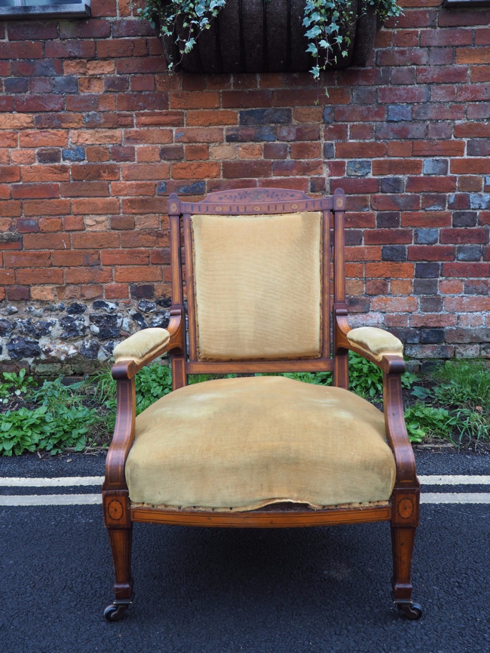 Victorian walnut armchair