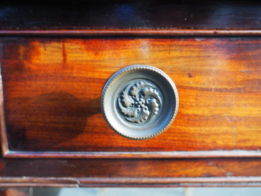 Georgian mahogany pembroke table View III