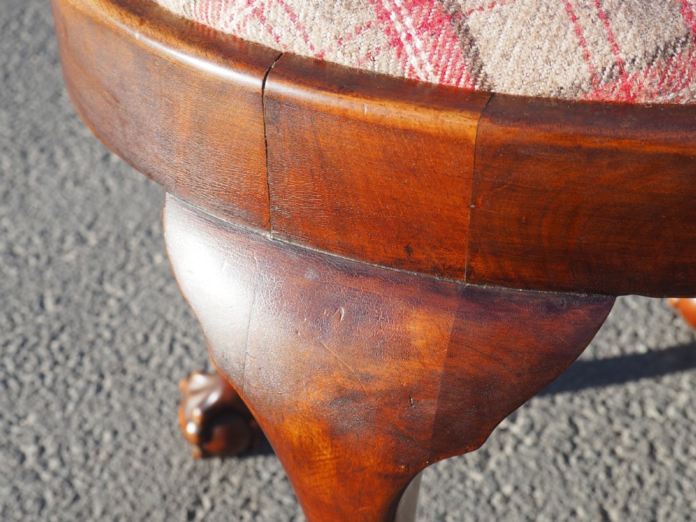 Walnut stool View V
