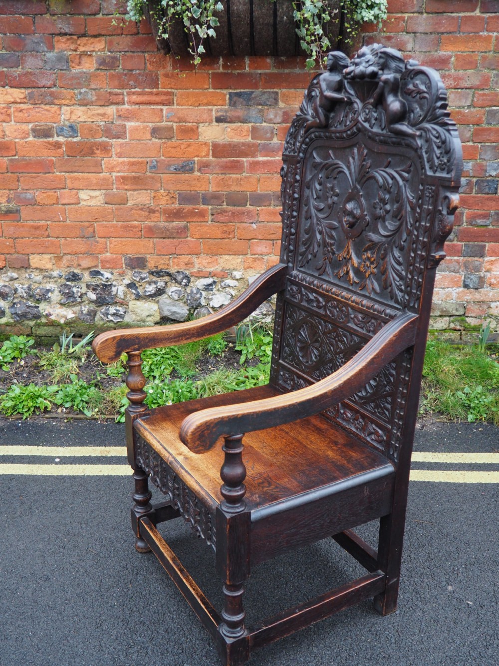Large oak wainscot chair View VII