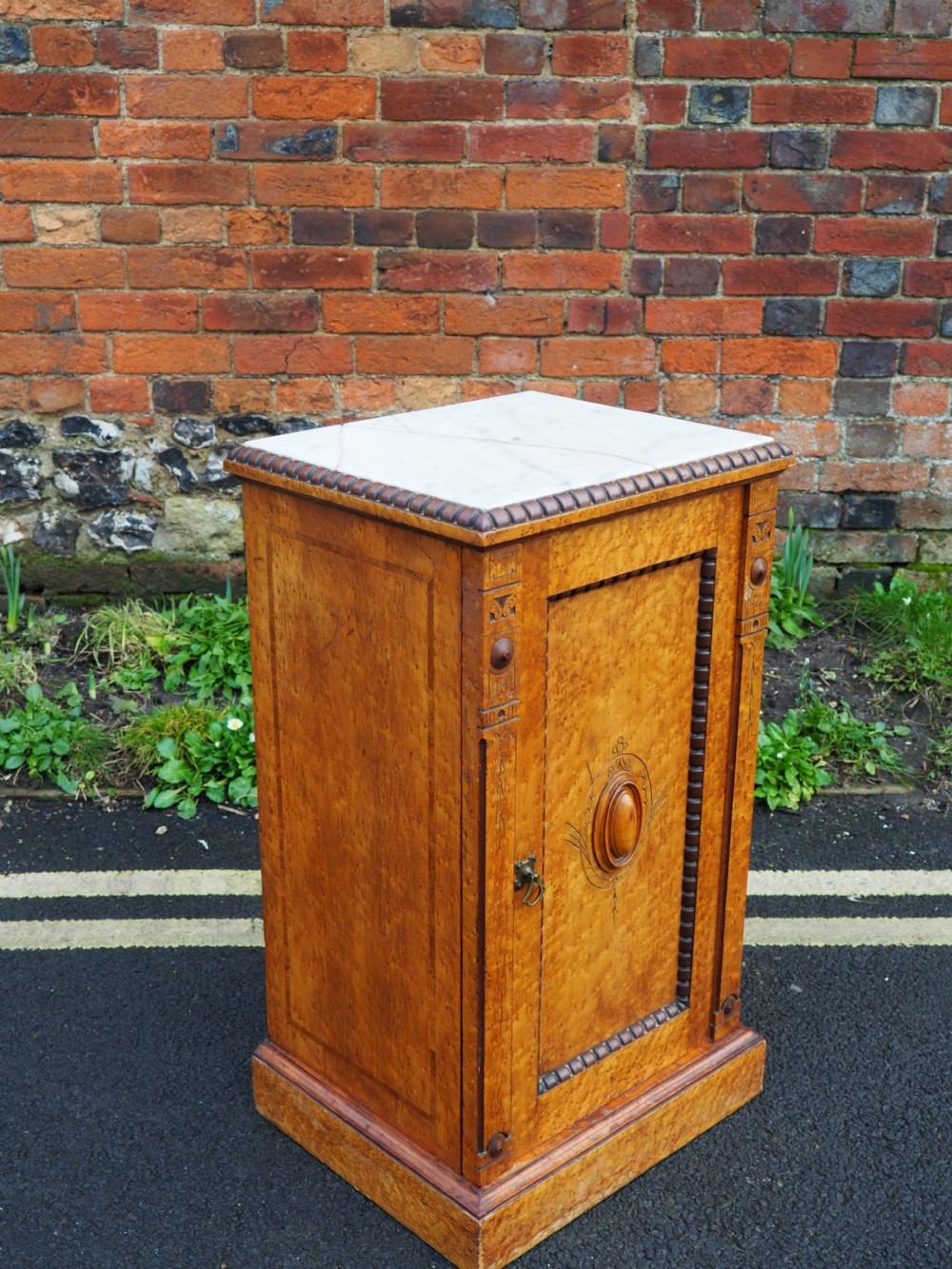 Birdseye maple bedside cupboard View VII
